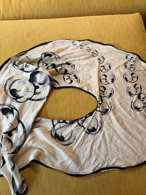 ThreeASFOUR circle scarf from the yoko ono tour 2010.
